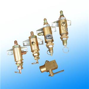 10�����Չ��C�����{(di��o)��(ji��)�y